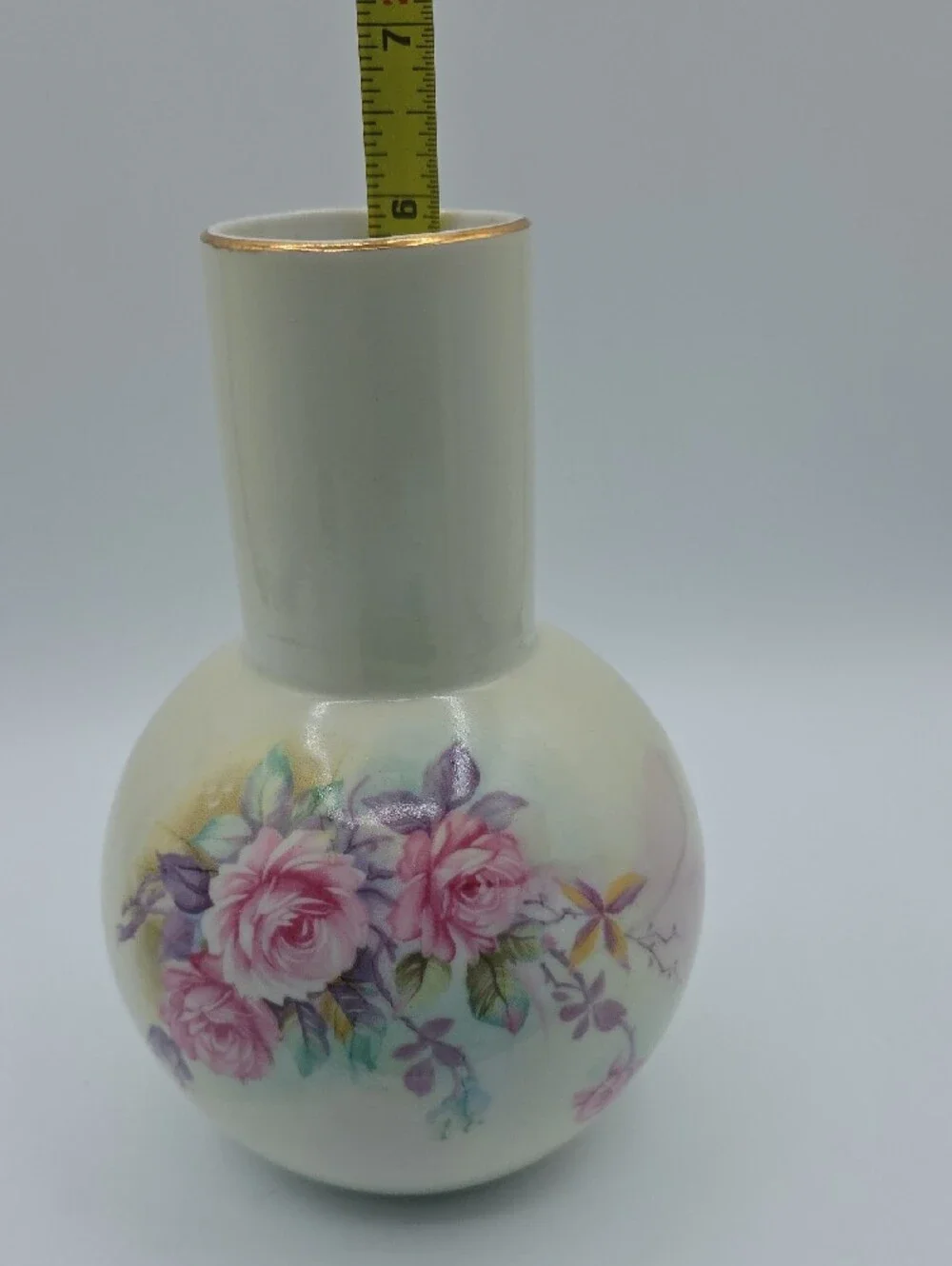 Cream Porcelain Vase with Pink Rose Motif and Gold Rim